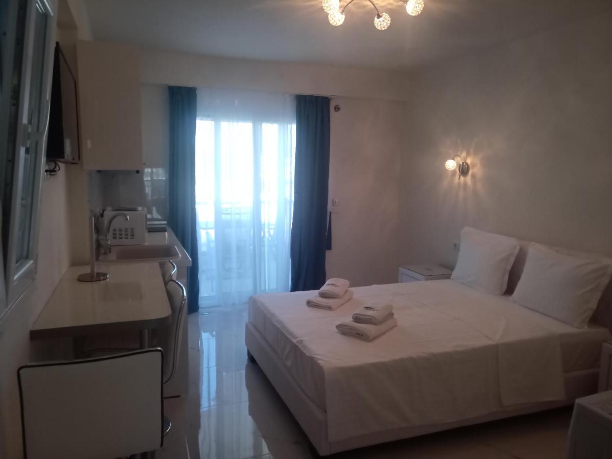 Villa Nikiti View 2 Kültér fotó